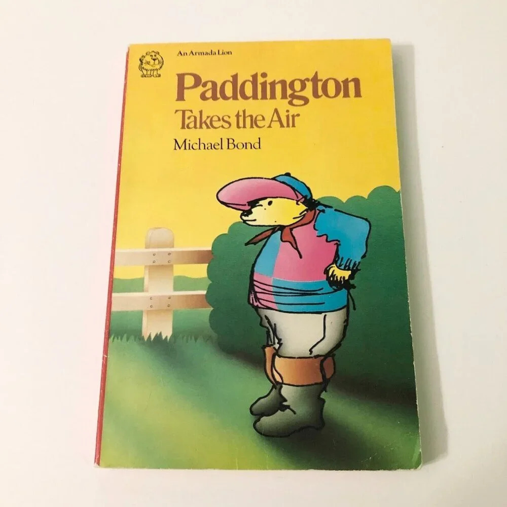 Vtg 1974 Paddington Bear  Takes The Air Armada Lion Book Paperback Michael Bond